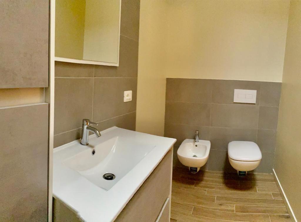 Suiten Apartments Bologna Ngoại thất bức ảnh